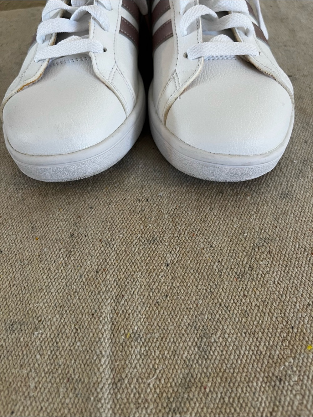 Adidas Woman's Gold Cloudform Grand Court Sneakers Sz 9 - Picture 5 of 9